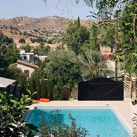 The Goathouse * Larnaca