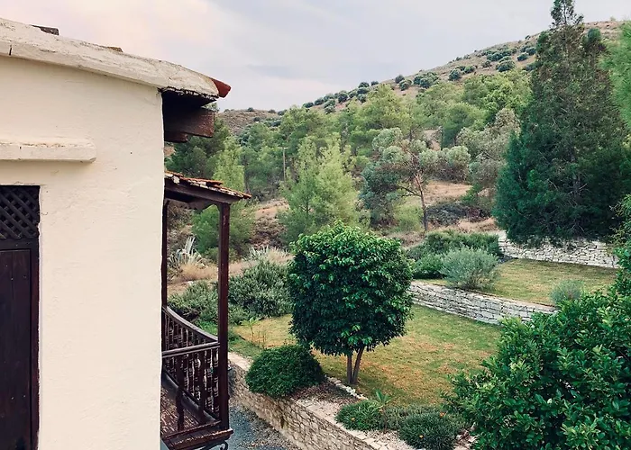 The Goathouse * ラルナカ